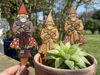 Bernie Mittens Garden Gnome